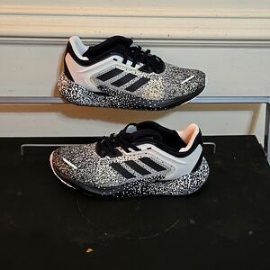 Women's Adidas Ulphatorsion 2.0 / Women's Puma Femme Rebel Mid